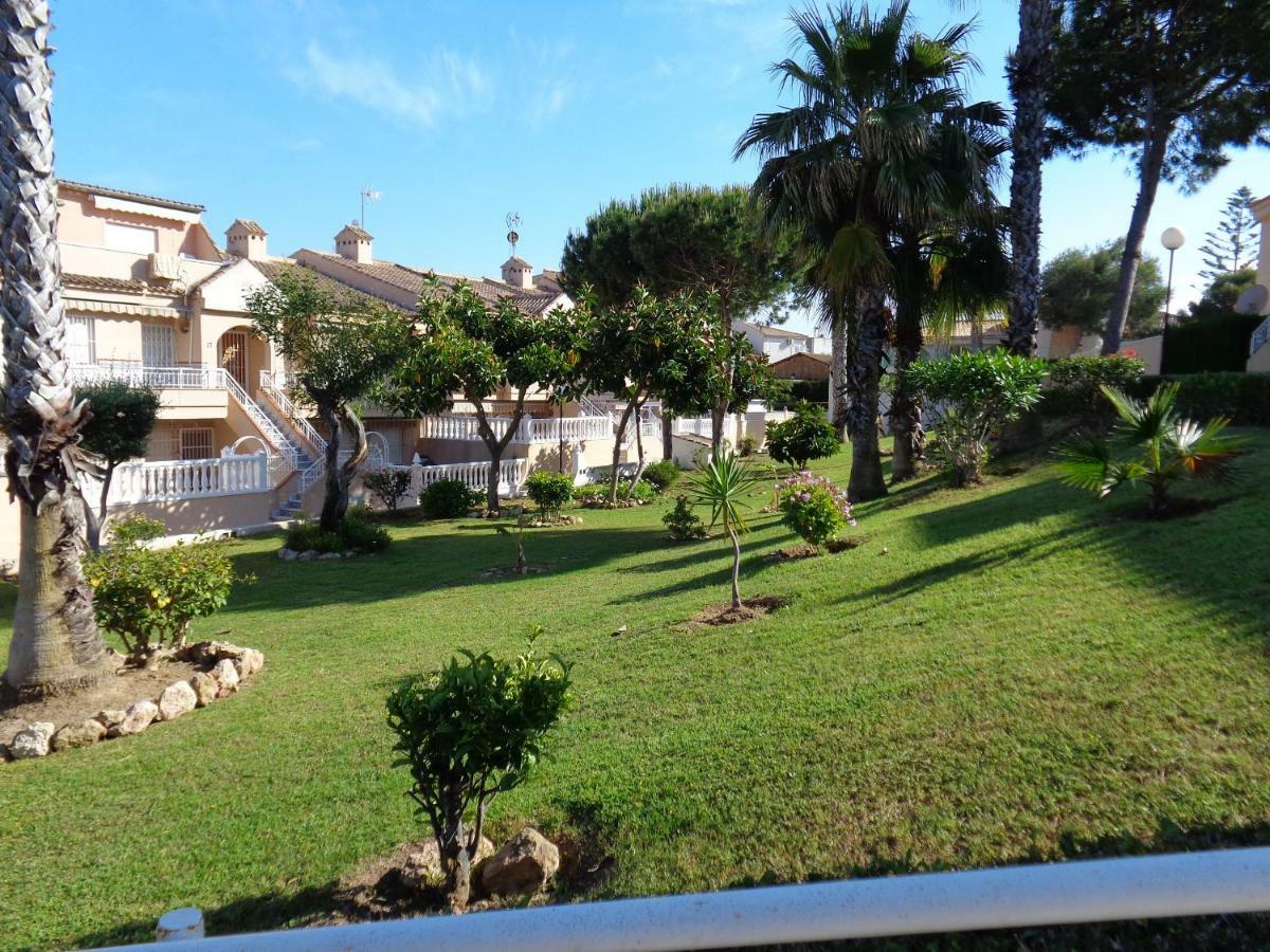 Апартаменти Residencial Torrealmar Con Vistas Торрев'єха Екстер'єр фото